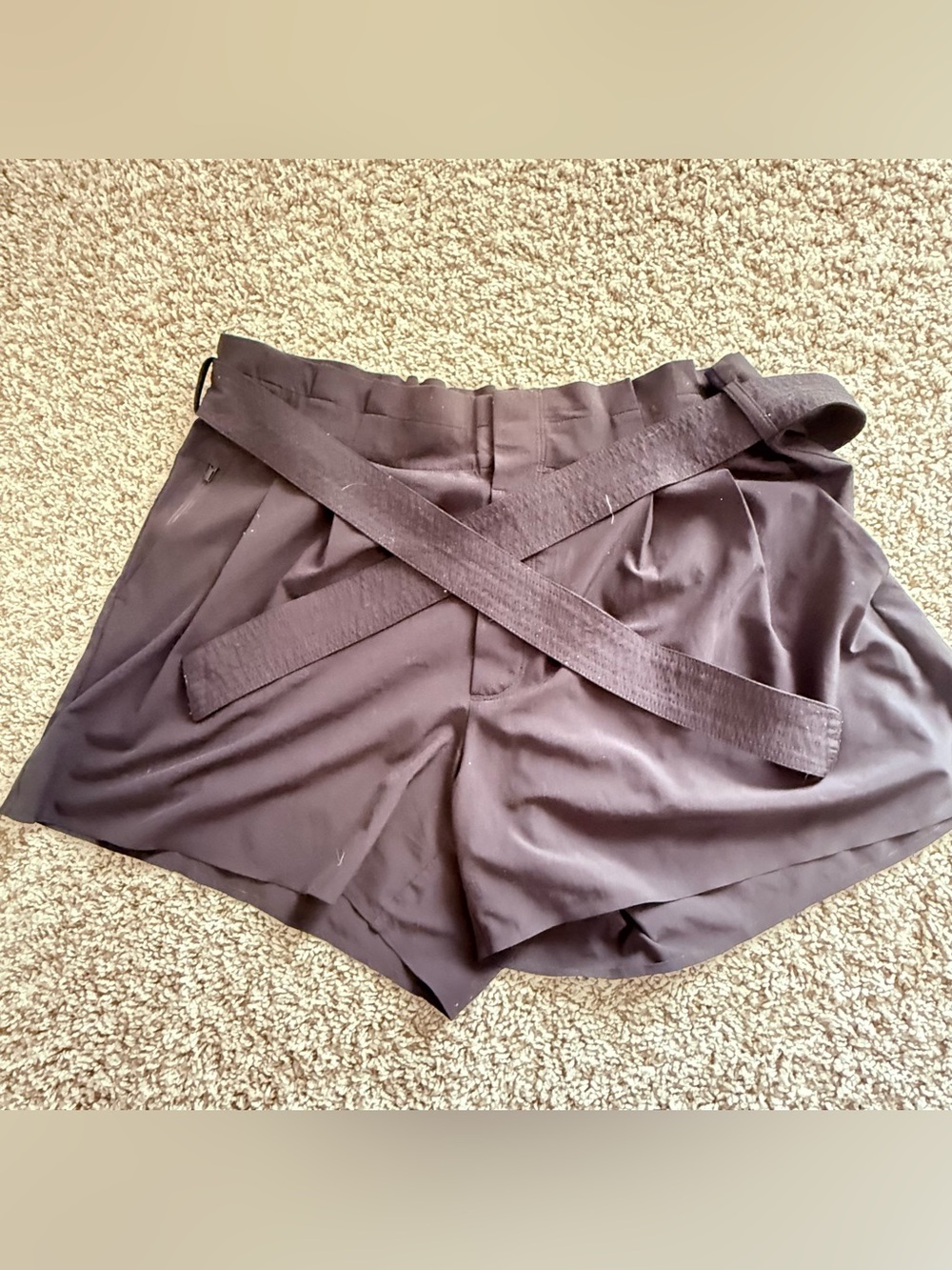 Athleta Black Skyline High Rise Paperbag Shorts 16